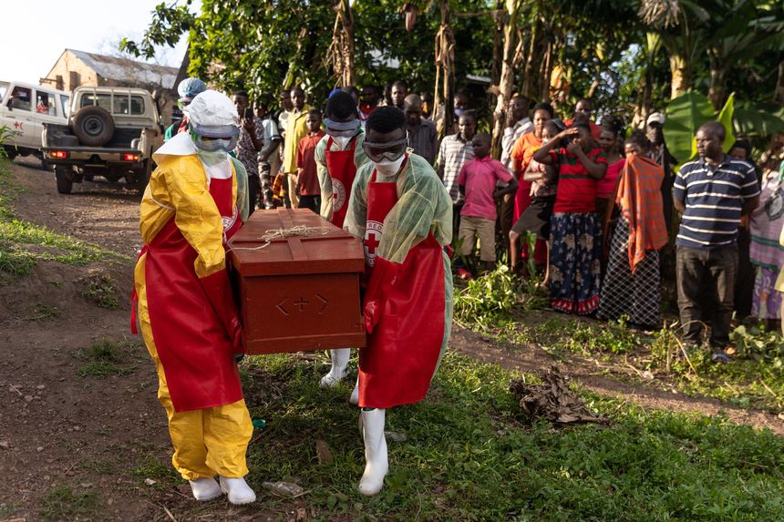 Ebola plamando na velosidat haltu na Uganda