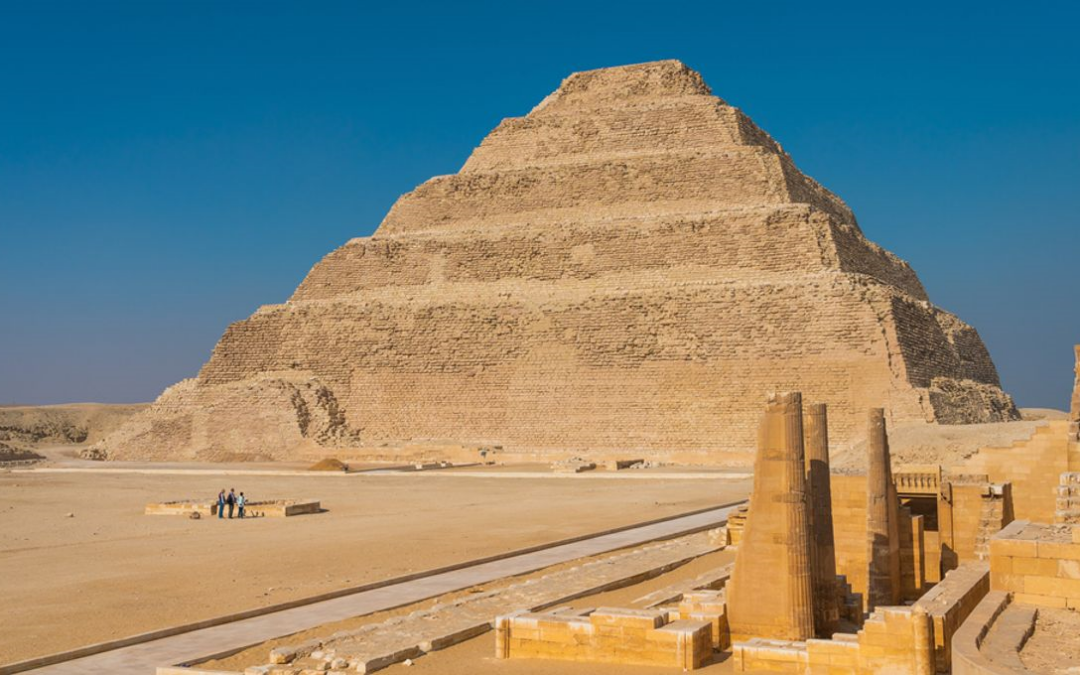 Arkeólogonan ta deskubrí momia di 4300 aña pegá ku pirámide di trapi na Egipto