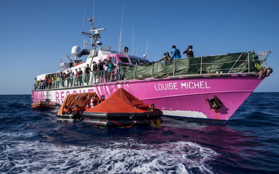 Outoridatnan na Italia ta buta beslag riba boto di reskate pa migrantenan