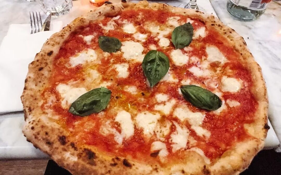 Traha pizza na kas ta mas karo ku bestèl pizza na Italia