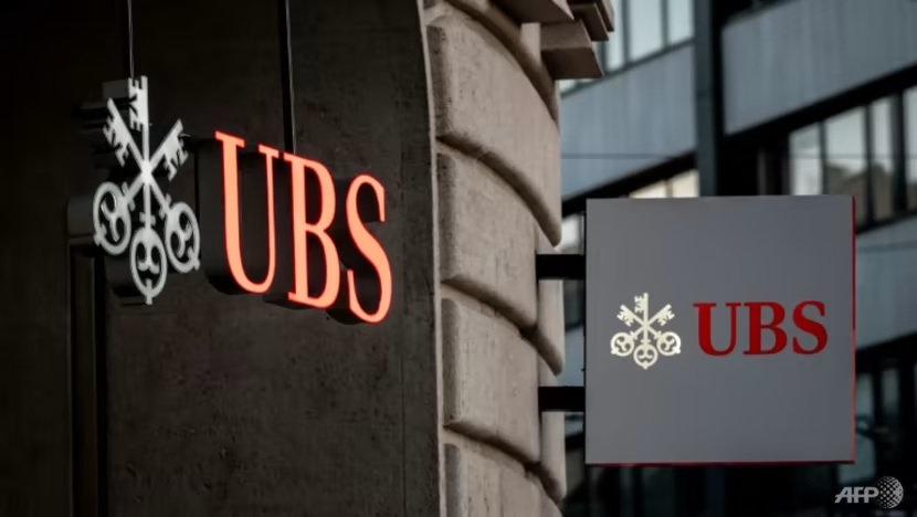 Banko UBS ta haña multa di 388 mion dòler