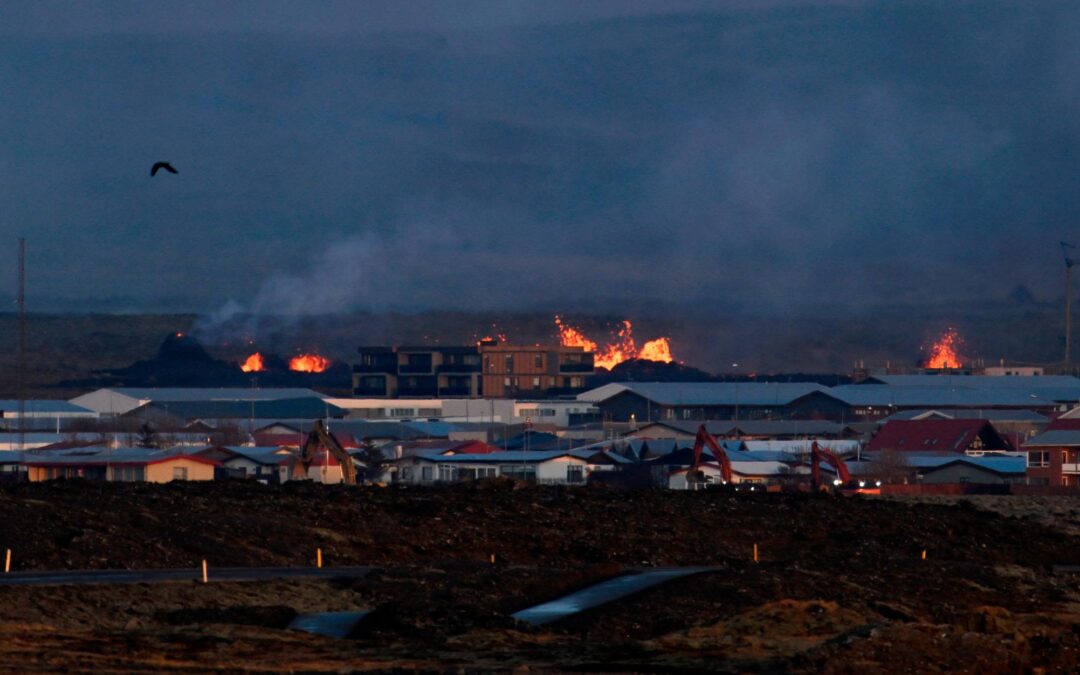 Pueblo Islandes atrobe asotá pa erupshon volkániko